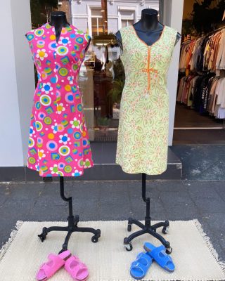 Dress for less today ☀️
Én shop stikstof vrij ?
-
-
Vintage jurk mt s € 19
Slippers mt 40 € 25